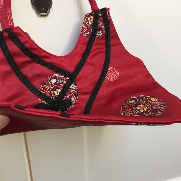 2/$10! Quirky little chinoiserie style bag - Picture 8 of 9